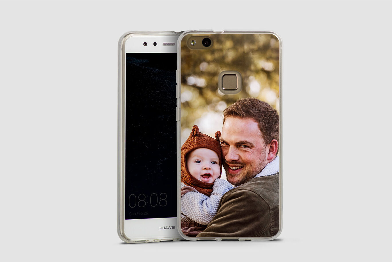 Cover personalizzata con la foto di un papà abbracciato al suo bambino per smartphone Huawei
