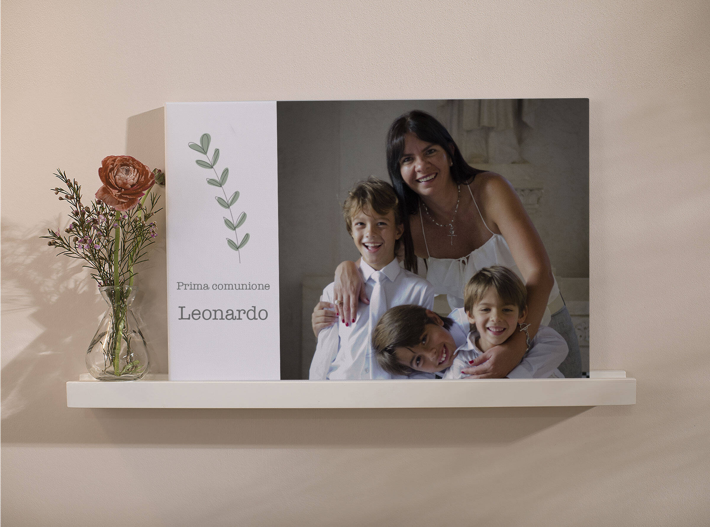 la foto di famiglia della comunione stampata su un fotoquadro